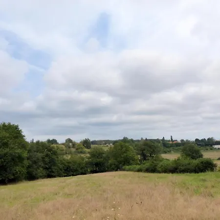 Feriehus A Avec Terrasse Et Animaux Acceptes - Fr-1-489-492 Saint-Rémy-en-Rollat